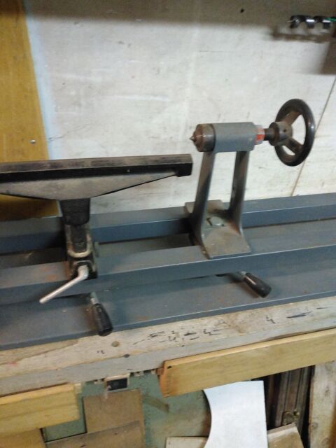 Mat�riel pour menuiserie  150 Notre-Dame-de-Gravenchon (76)