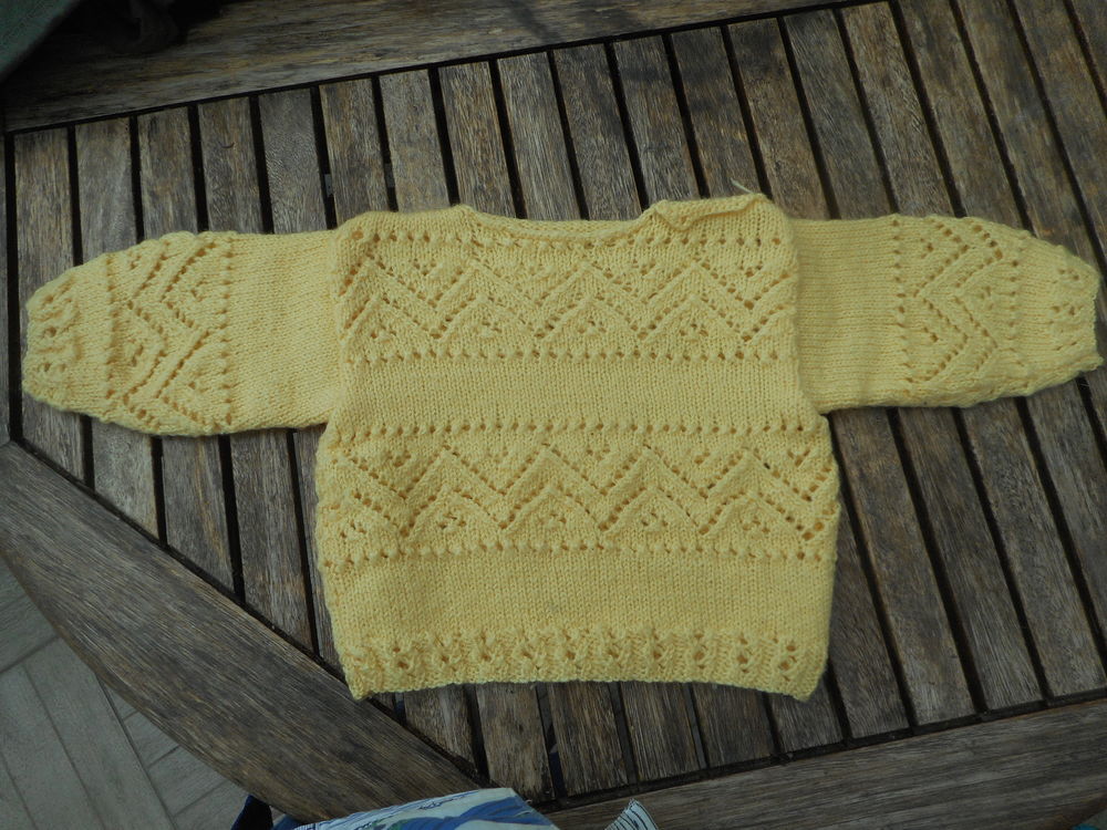 Pull tricot main 2 ans Vêtements enfants