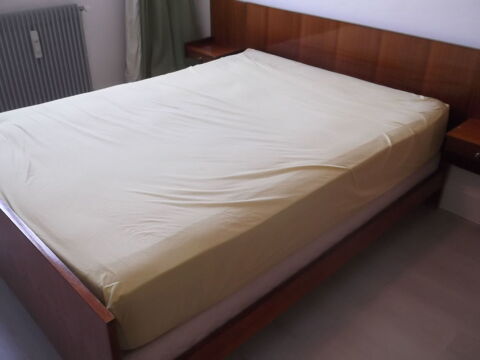 Ensemble matelas 140x190 + sommier + lit + tablettes 65 Le Vsinet (78)