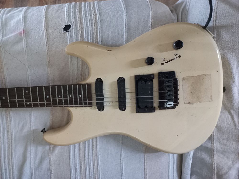 Guitare Instruments de musique