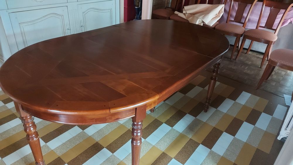 Table en merisier massif avec 3 rallonges Meubles