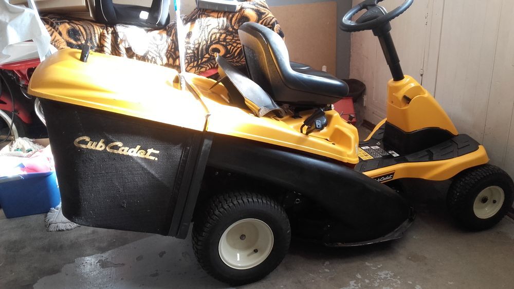 tondeuse auto port&eacute; Jardin