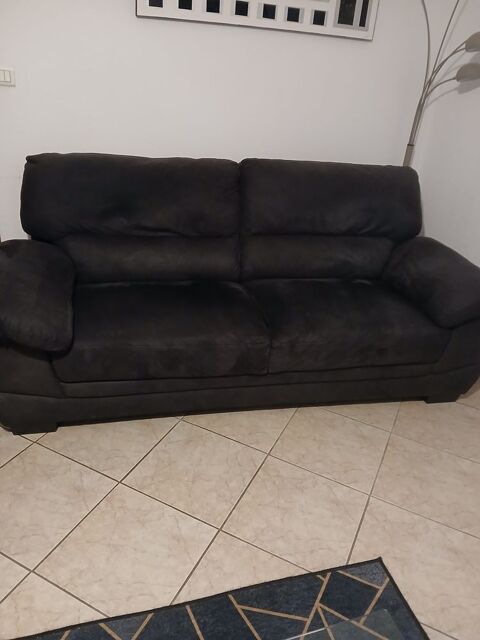 2 canaps 3 places en tissu 300 Bressols (82)