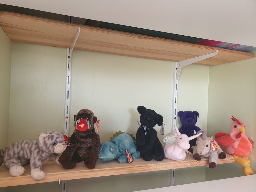 Lot de 8 peluches rares Beanie Babies.
Jeux / jouets