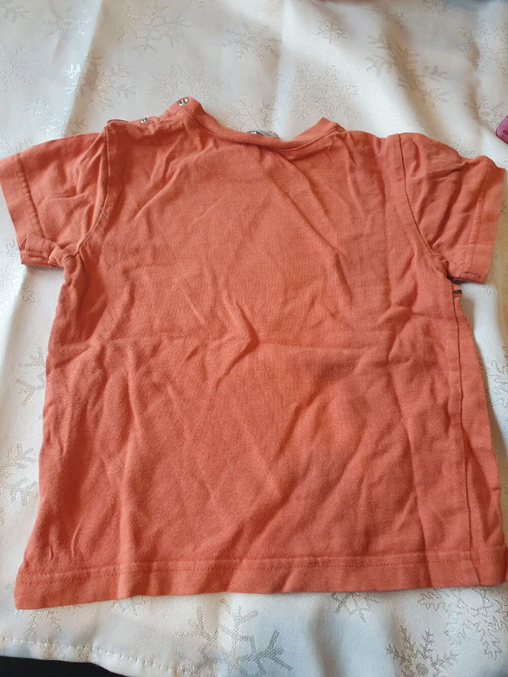 Tee shirt manche courte 
orange 
24 mois Vêtements enfants
