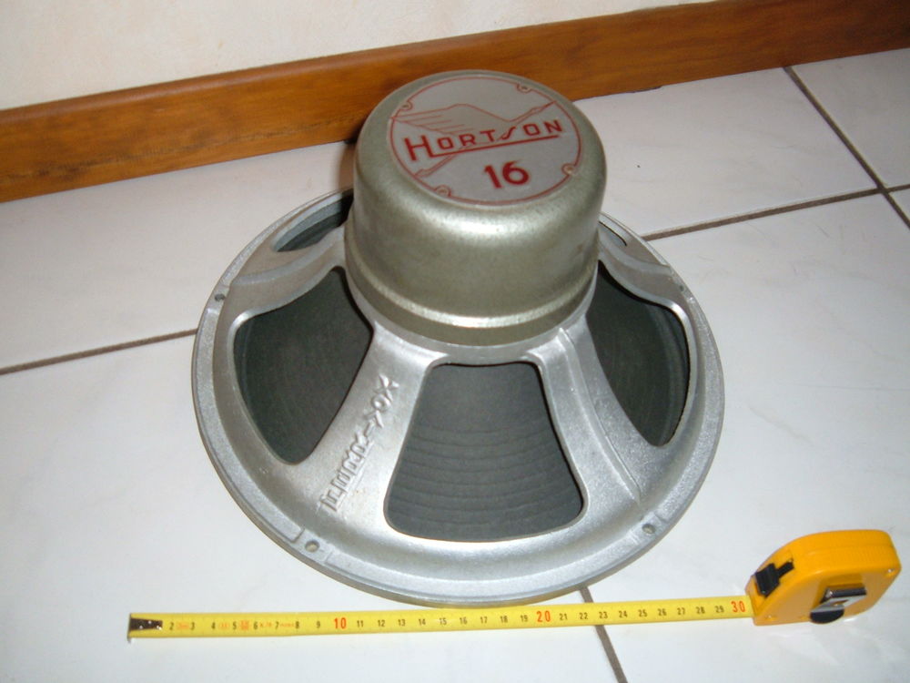 BELL &amp; HOWELL vintage 60" speaker Photos/Video/TV