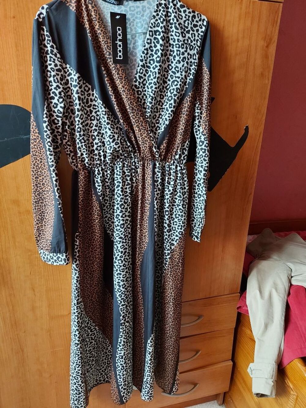 diff&eacute;rents articles robe,manteau homme 44, Vêtements