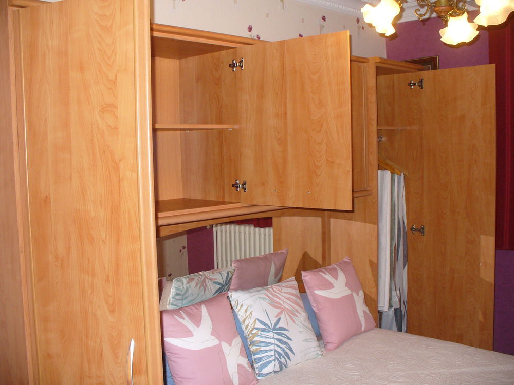 chambre &agrave; coucher pont lit 140 Meubles