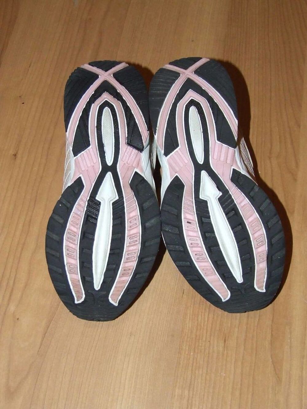 Chaussures D&eacute;cathlon, S miles Rose, Pointure 33 Chaussures enfants