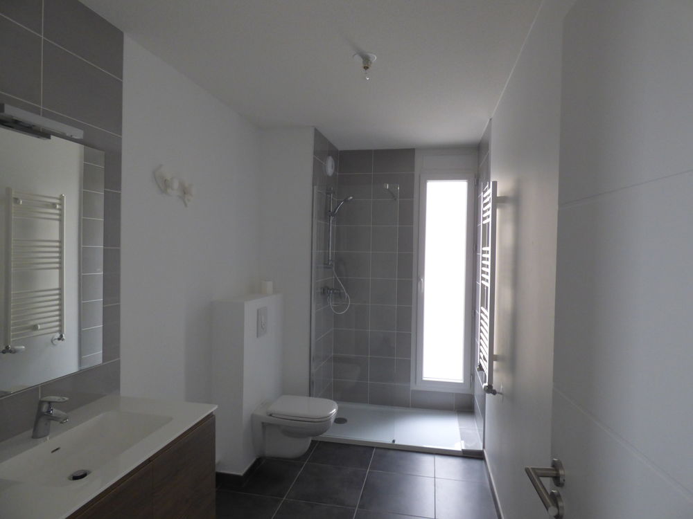 Location Appartement beau T2 avec garage sur GRENOBLE Grenoble