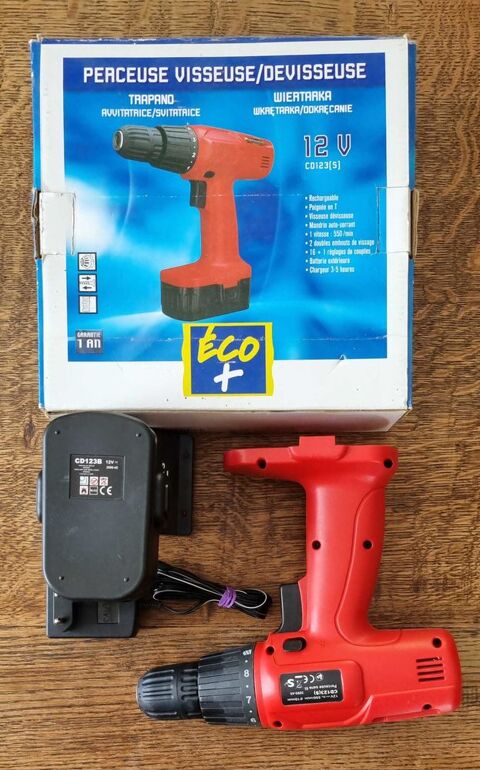 Perceuse visseuse sans fil 12 Arzal (56)