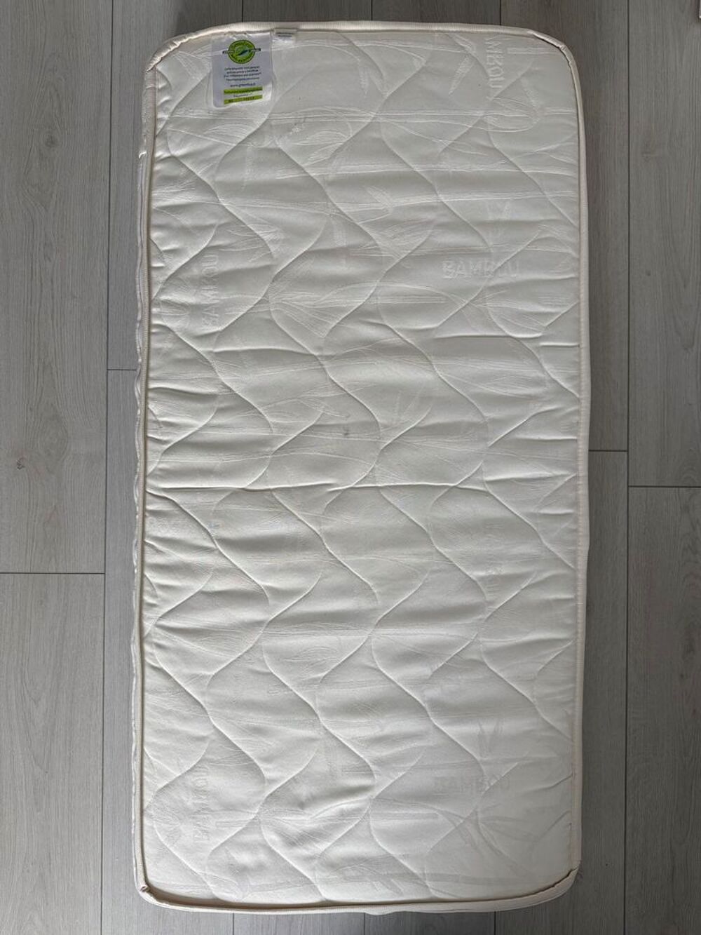 Berceau b&eacute;b&eacute; &eacute;volutif + matelas &amp; draps ? 0-4 ans Mobilier enfants