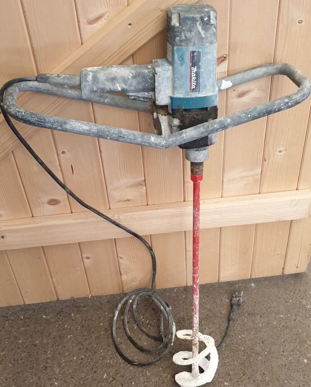 Malaxeur professionnel Makita 