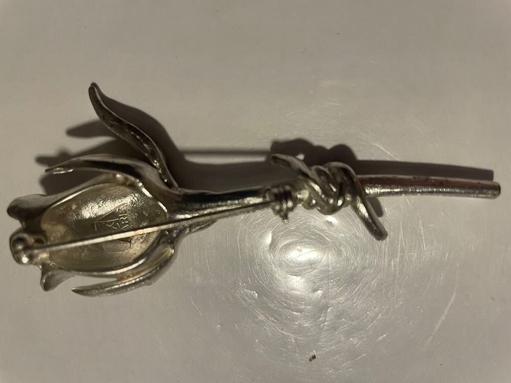 Broche argent&eacute;e Rose ANTIGONA Bijoux et montres