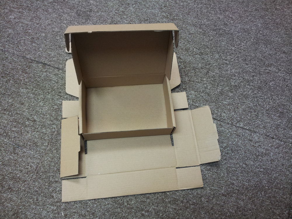 Cartons d'emballage
Décoration
