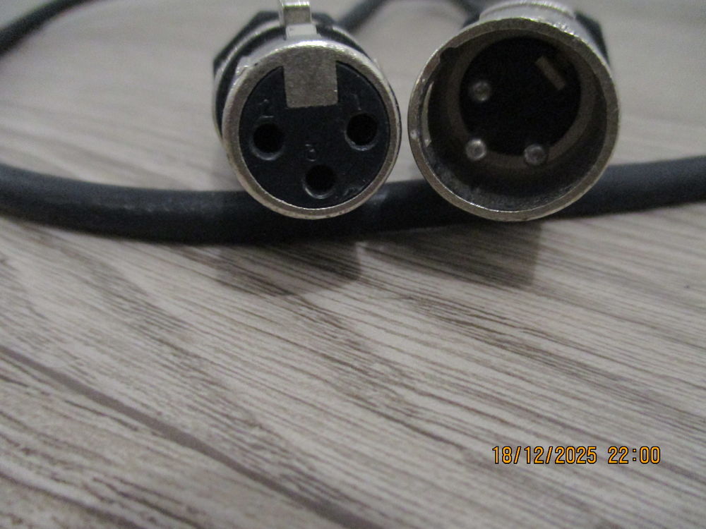 C&acirc;ble sirus Audio et hifi