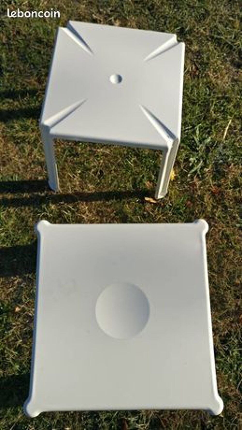 TABLEs Tablettes BASSES GIGOGNES Ik&eacute;a M&eacute;tal x2 Meubles