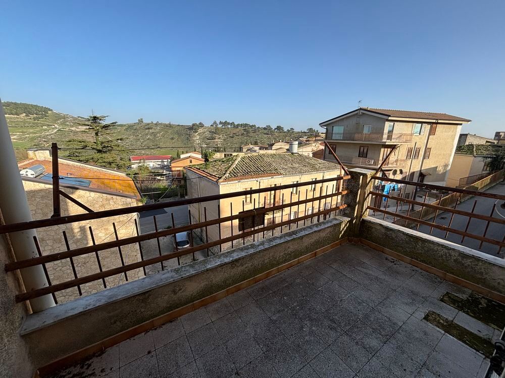 Vente Appartement Sicile, appartement avec terrasse et vue sur les collines Montedoro, cl, italia (Italie)