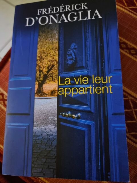 Livre de Fr�d�rick D'Onaglia 5 B�thune (62)