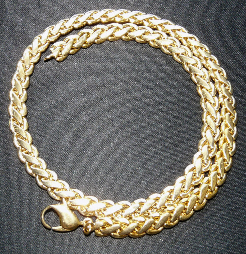 Beau Collier en M&eacute;tal Dor&eacute; Ras-de-Cou brillant &agrave; torsades Bijoux et montres
