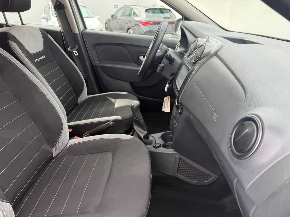 Sandero STEPWAY 0.9 TCE 90 PRESTIGE 2018 occasion 33450 Montussan