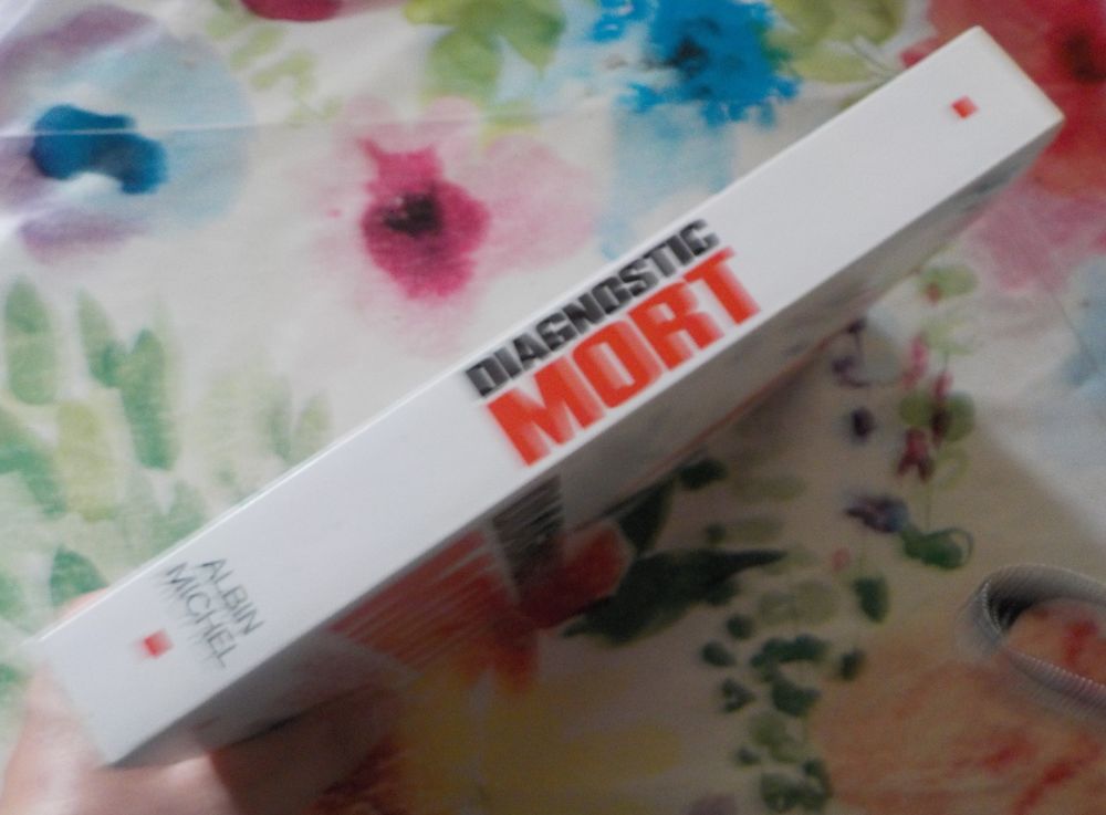 DIAGNOSTIC MORT - 14 NOUVELLES INEDITES DE SUSPENSE Livres et BD