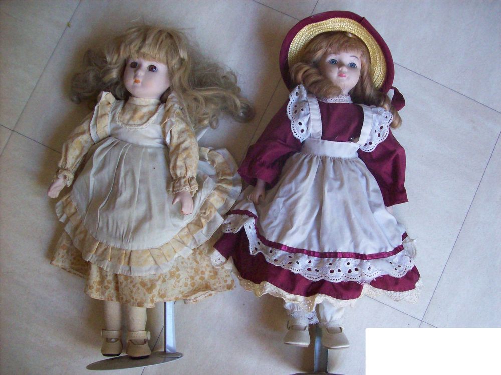lot de POUPEES en porcelaine - zoe Jeux / jouets