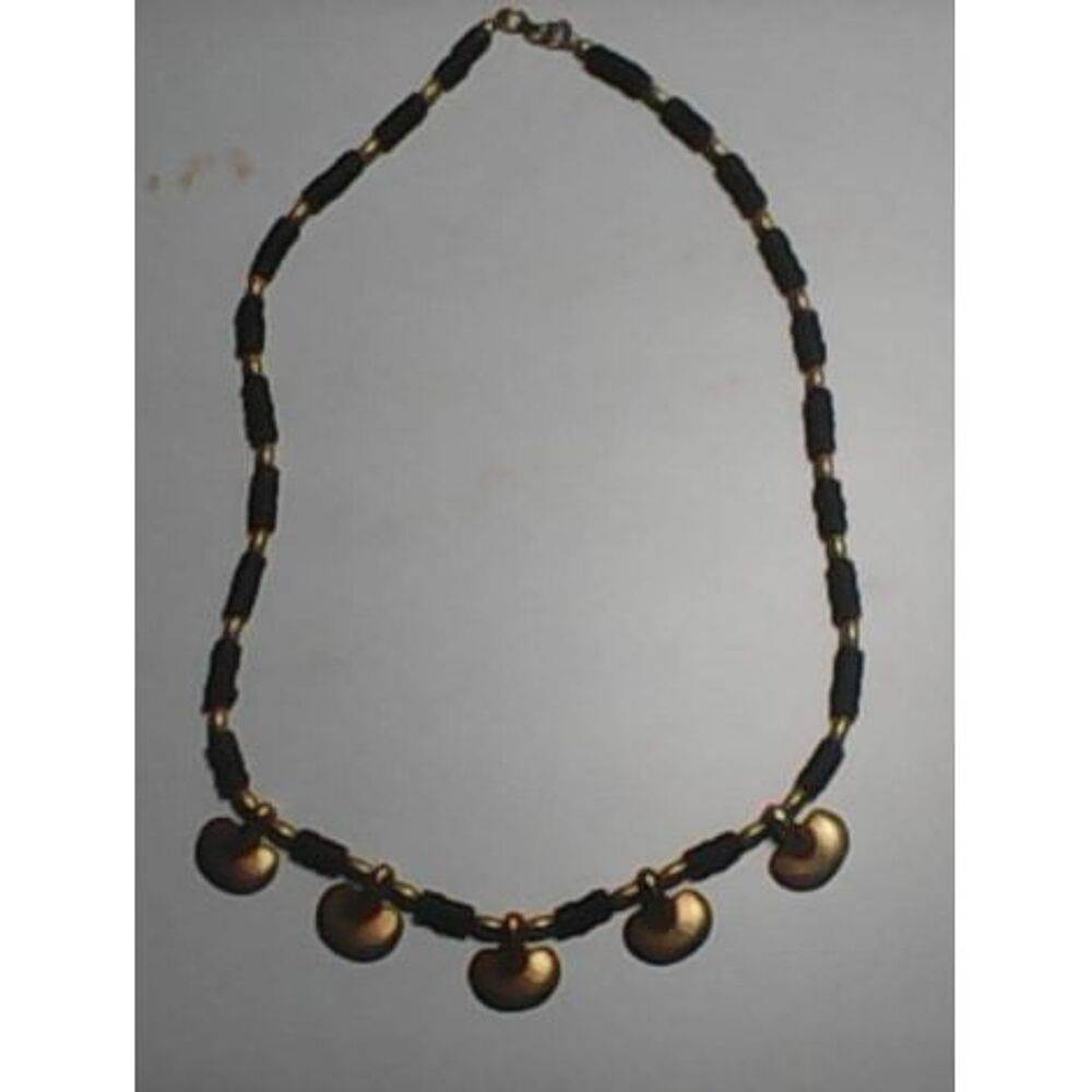 Collier m&eacute;tal et bois style pr&eacute;colombien Bijoux et montres