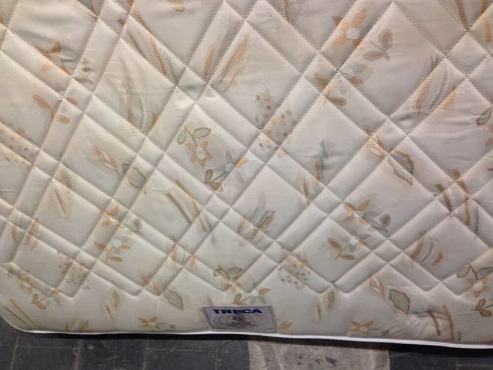 Ensemble Lit (140 x 190 cm) + Sommier + Matelas Meubles