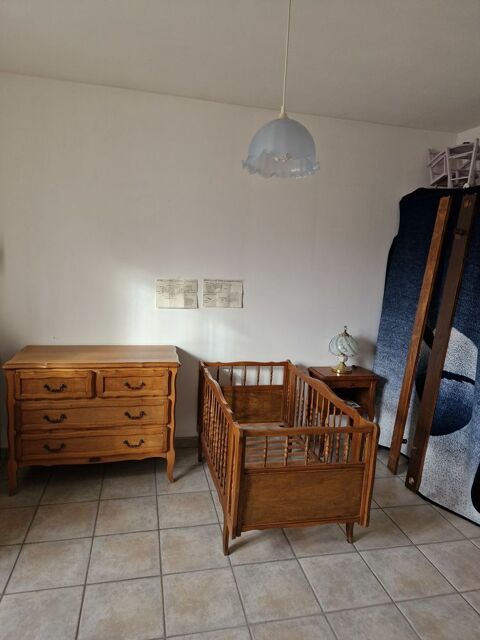 Chambre b�b� �volutive une personne 400 Fargues-Saint-Hilaire (33)