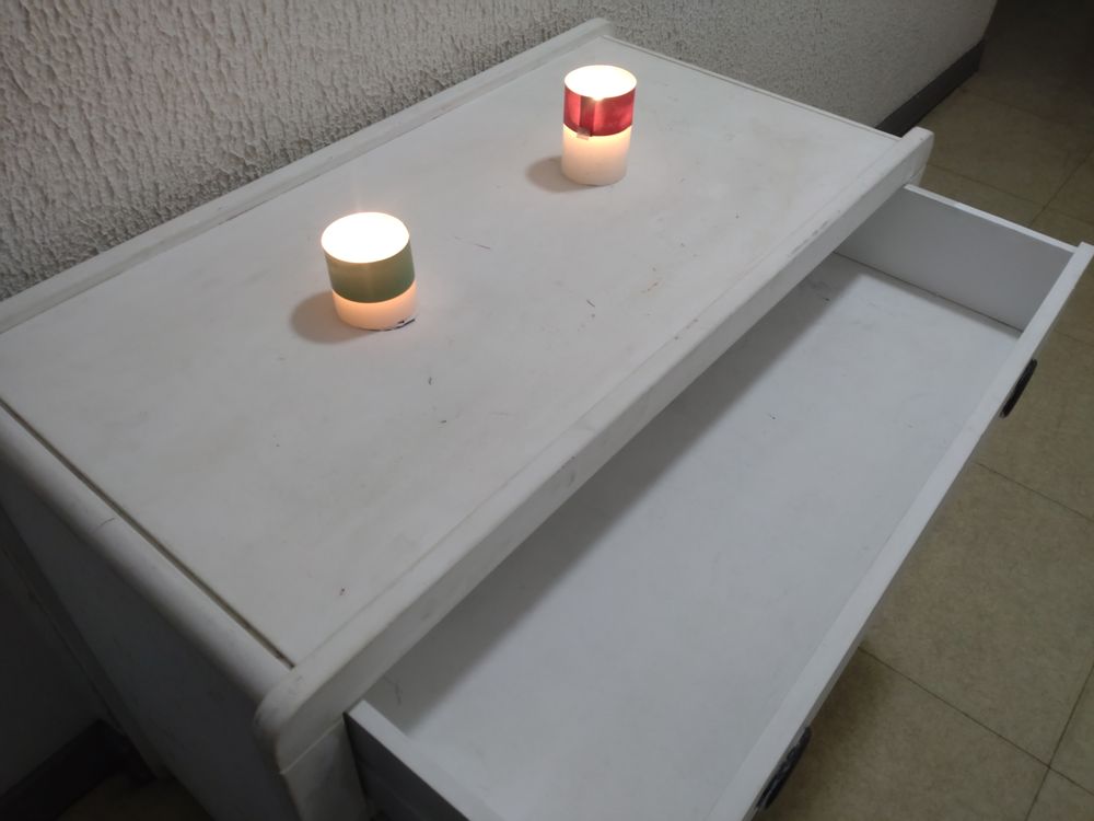 Commode de chambre blanche Meubles