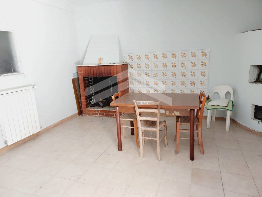 Vente Maison .
Deux maisons avec jardin à un prix unique Guardialfiera, cb, italia (Italie)