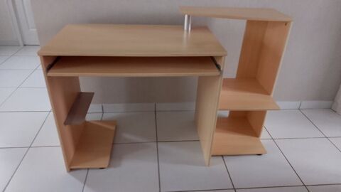 meuble bureau 60 Port-Saint-Pre (44)