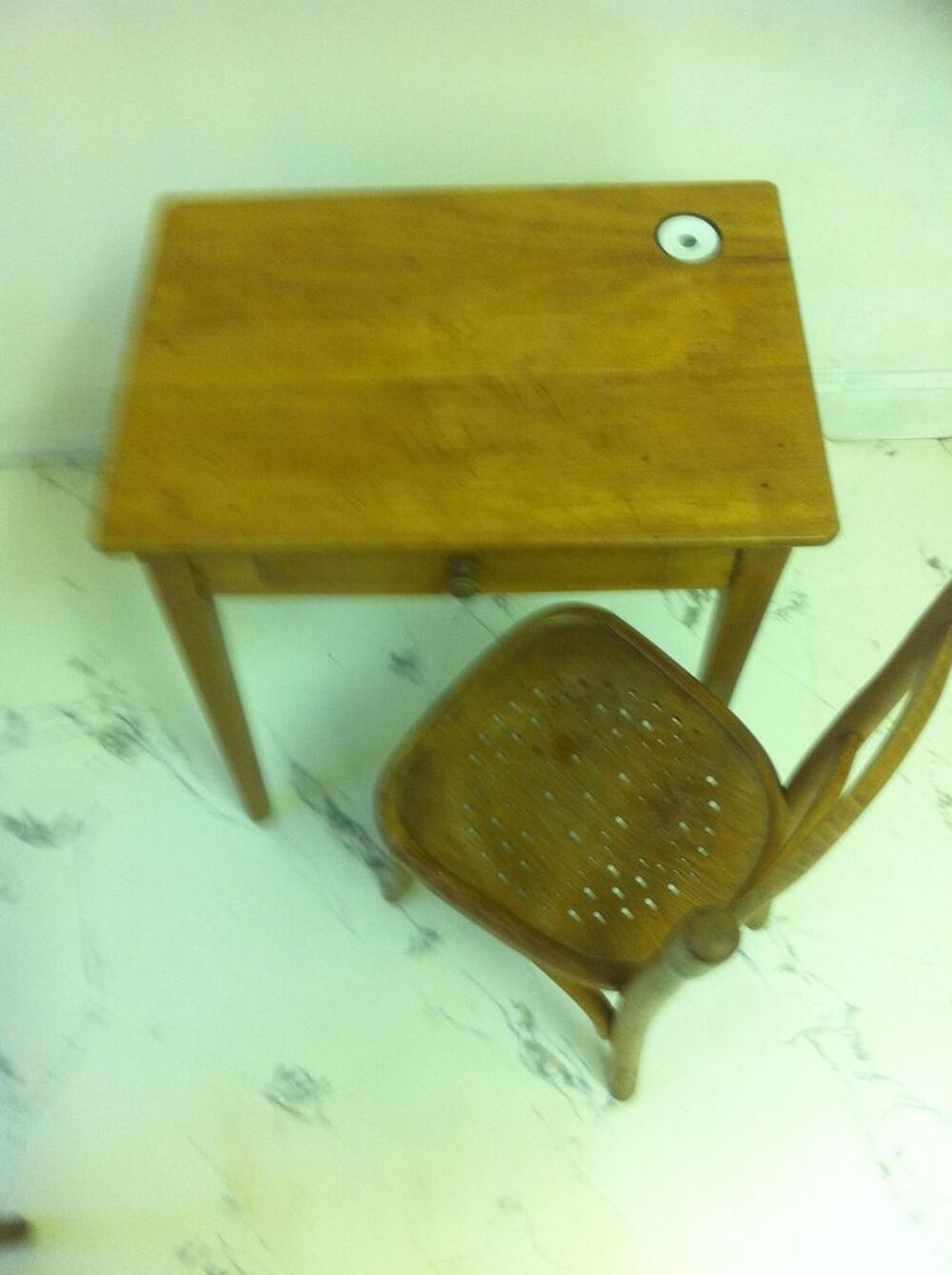 Petit bureau d'enfant et sa chaise Mobilier enfants
