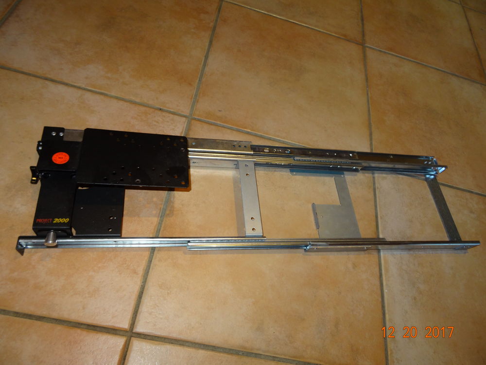 support tv pour fourgon am&eacute;nager / camping car etc... Photos/Video/TV