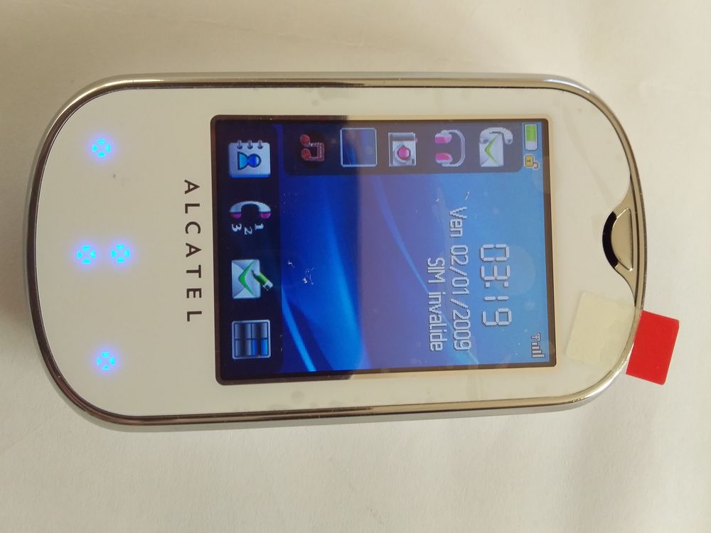 alcatel one touch 708 Téléphones et tablettes