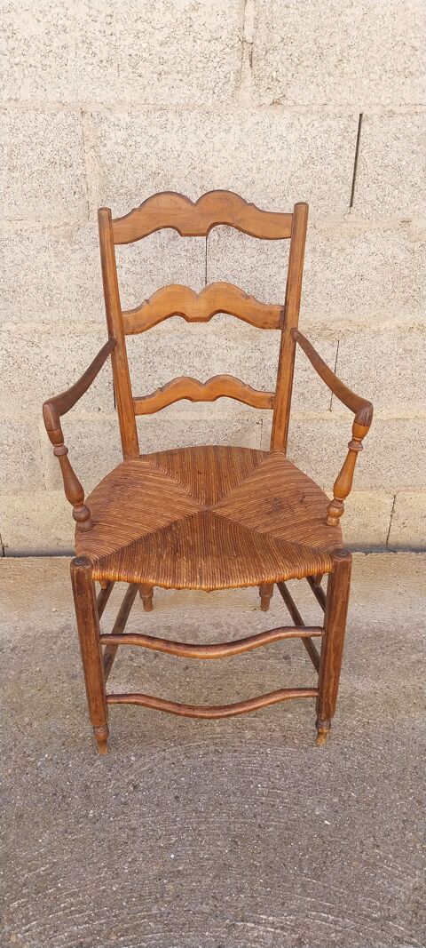 Chaise ancienne 50 Chagny (71)