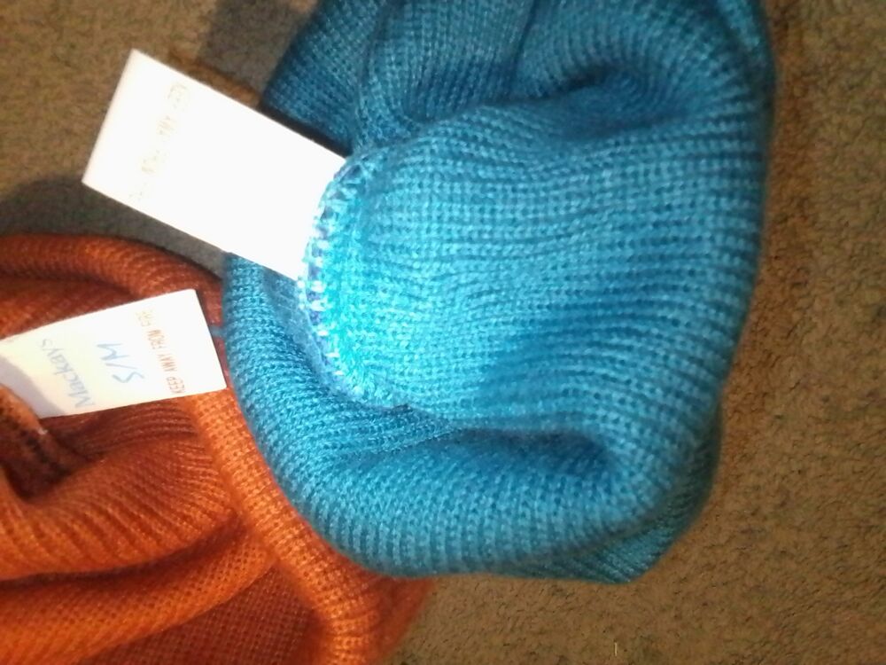 Lot 180 Bonnets enfant Vêtements