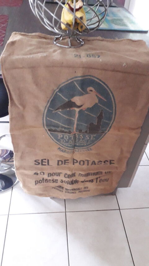 sac toile de jute 12 Azay-le-Brûlé (79)