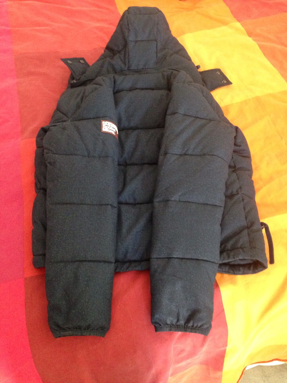 manteau SuperDry taille m&eacute;dium excellent &eacute;tat tr&egrave;s peu port&eacute; Vêtements