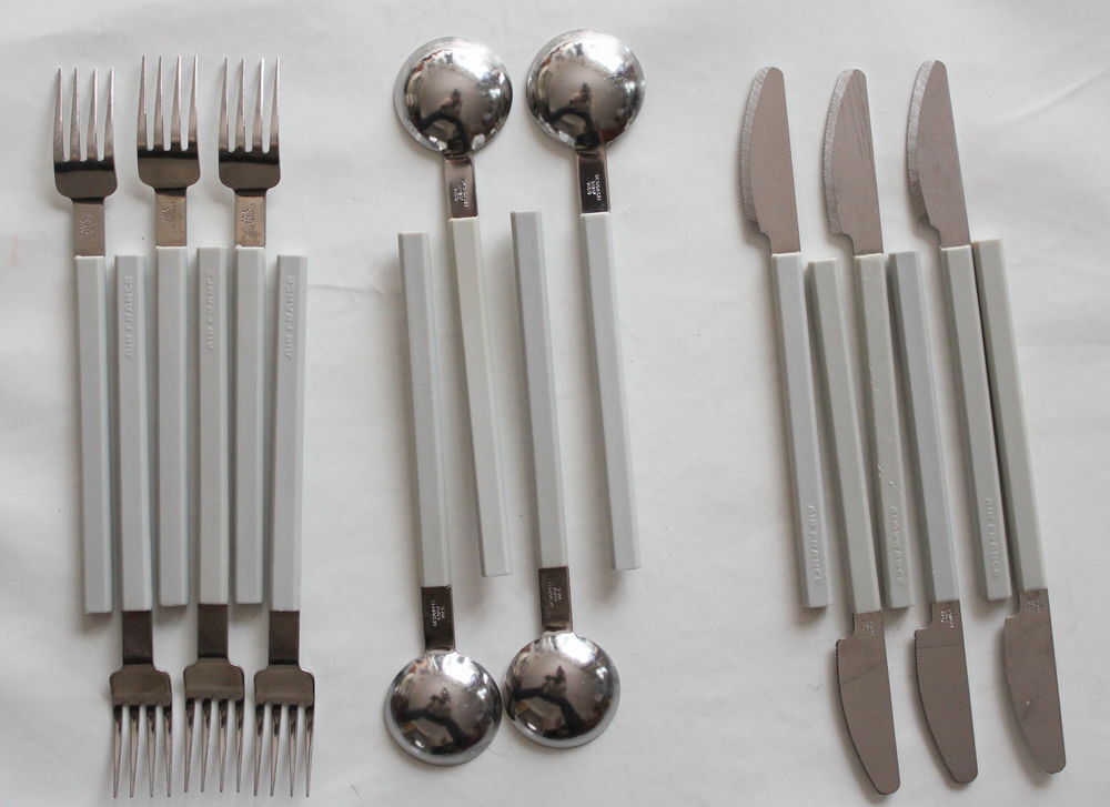16 Couverts Air France Concorde, design Raymond Loewy
gris Cuisine