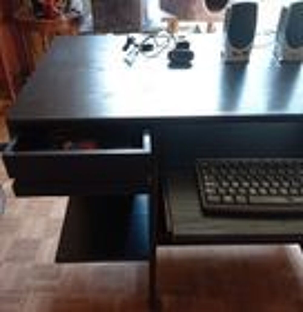 Bureau Matériel informatique