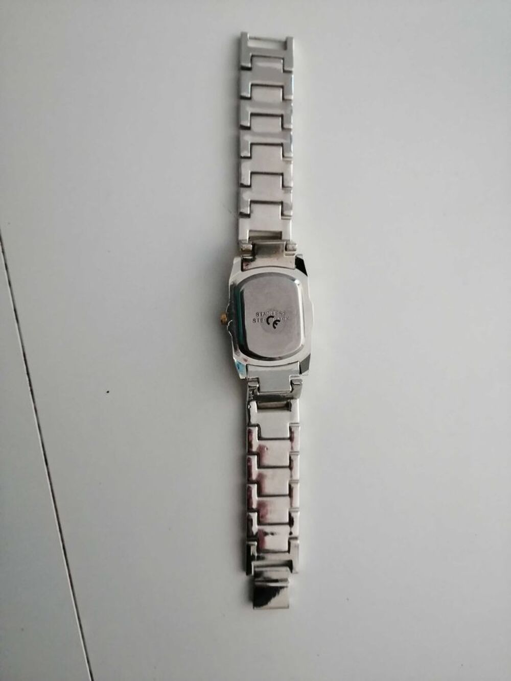 montre steel back acier plaqu&eacute; or 