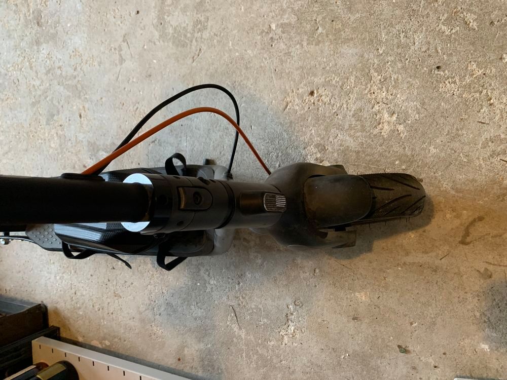 Trottinette &eacute;lectrique Sports