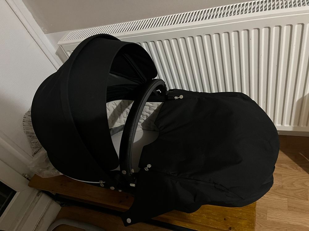 Poussette stokke v6 Puriculture