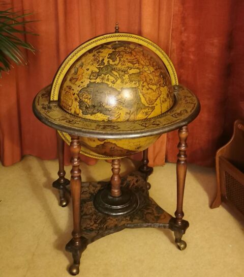 Bar globe terrestre mappemonde Annes 70/80 Biarritz (64)