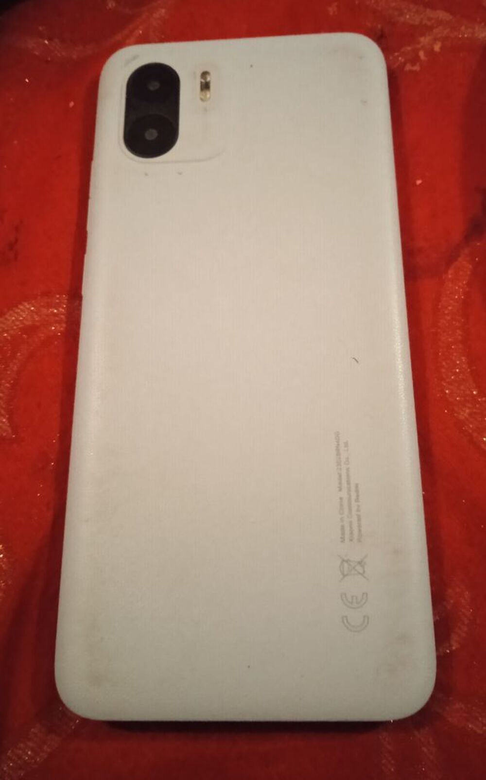 Redmi A2 en tr&egrave;s bon &eacute;tat Téléphones et tablettes