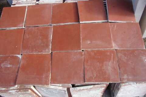 Rare carrelage rouge 50 Maury (66)