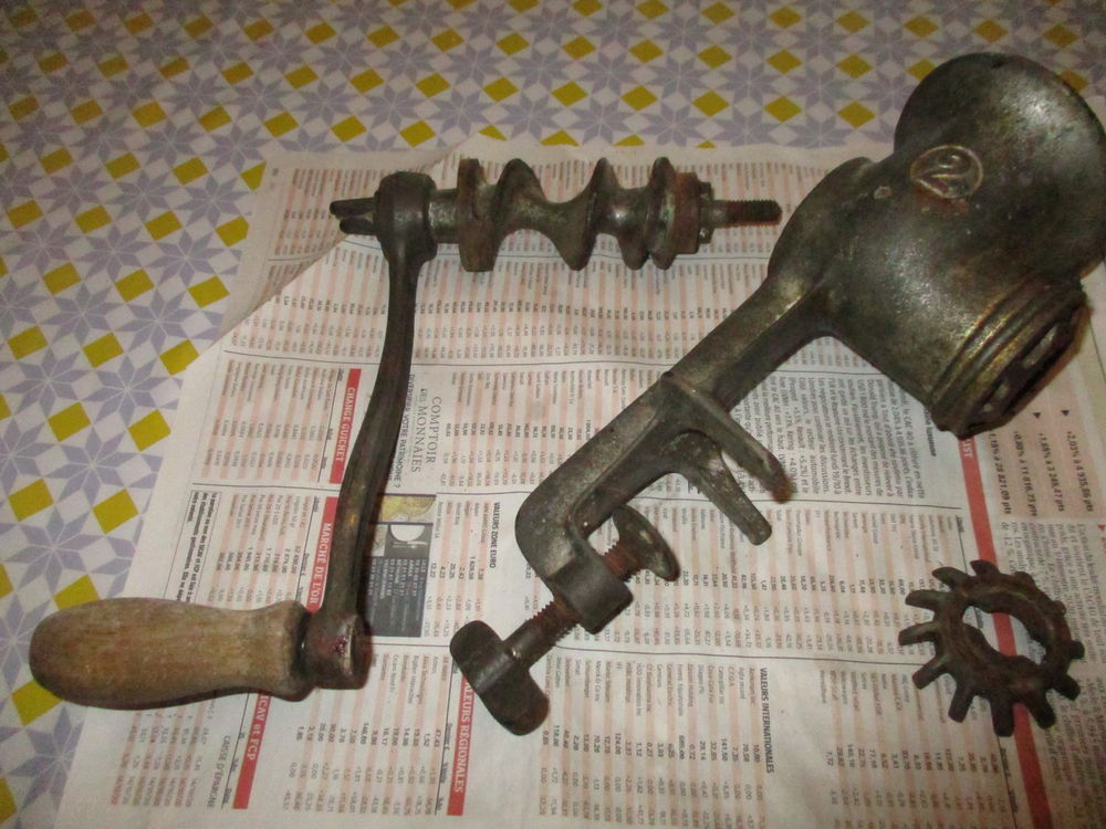 Tr&egrave;s ancienne perceuse manuelle collectionneur ou d&eacute;coration Bricolage