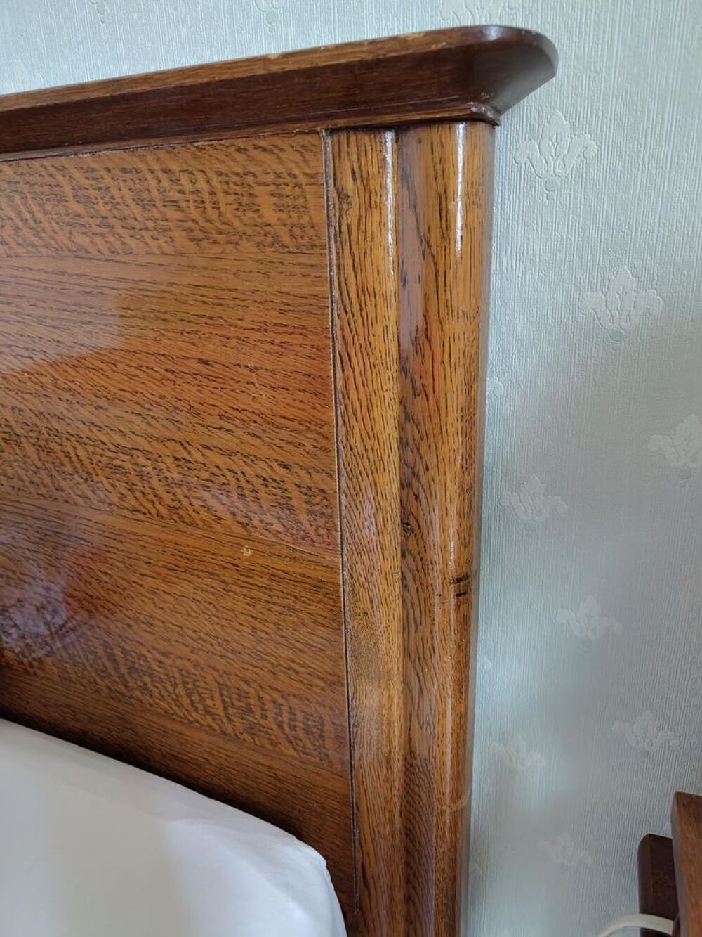 lit ancien en bois massif - Arts D&eacute;co - Avec sommier Meubles